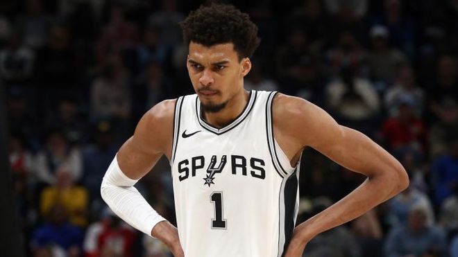 意甲战报：伊尔迪兹双响，孔塞桑屡失良机，尤文2-1卡利亚里（意甲焦点：伊尔迪兹梅开二度，孔塞桑挥霍良机，尤文2-1力克卡利亚里）