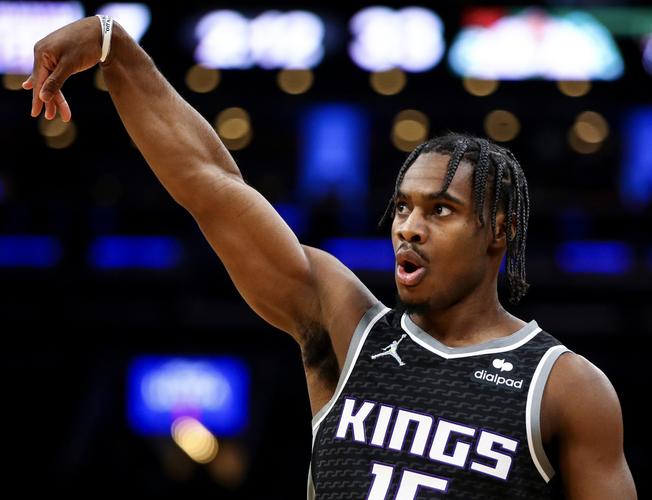 米体：吉尔摩考虑手术治疗耻骨炎，可能缺席至明年一月（米体：吉尔摩或接受耻骨炎手术，恐将缺阵至明年一月）