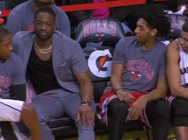 11球5助惊艳一赛季！王钰栋获2025年中超最佳青年球员（11球5助闪耀赛季，王钰栋加冕2025中超最佳青年球员）