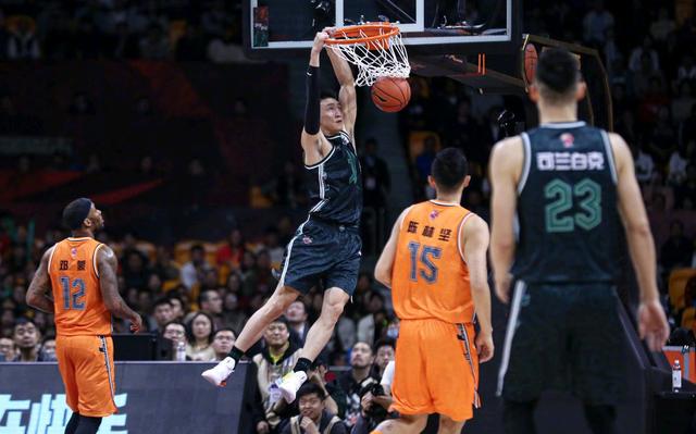 打入制胜一球，麦卡利斯特当选利物浦vs皇马全场最佳球员（绝杀制胜！麦卡利斯特当选利物浦对皇马全场最佳）